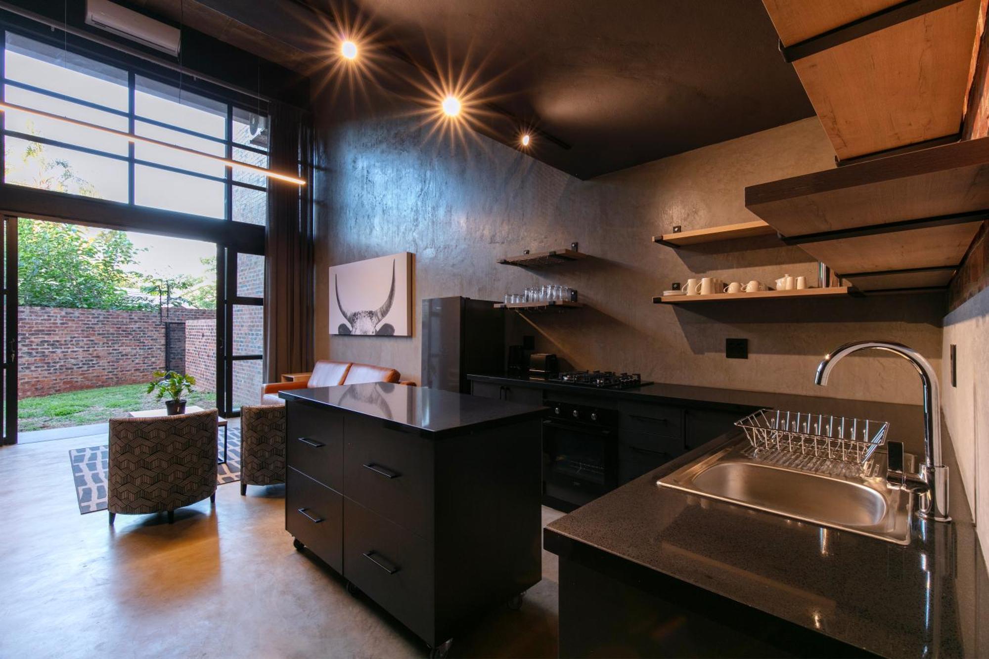 Menlyn Lofts Apartment