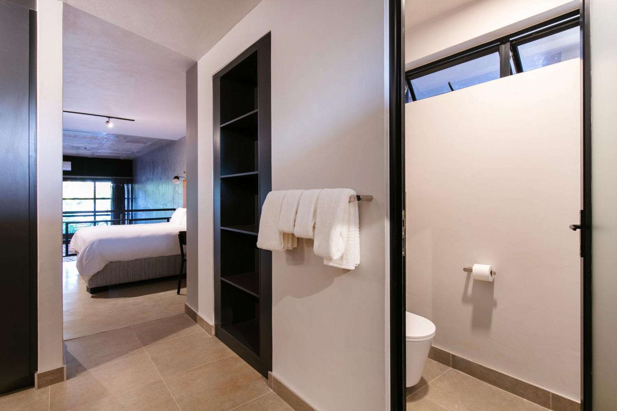 Menlyn Lofts Apartment